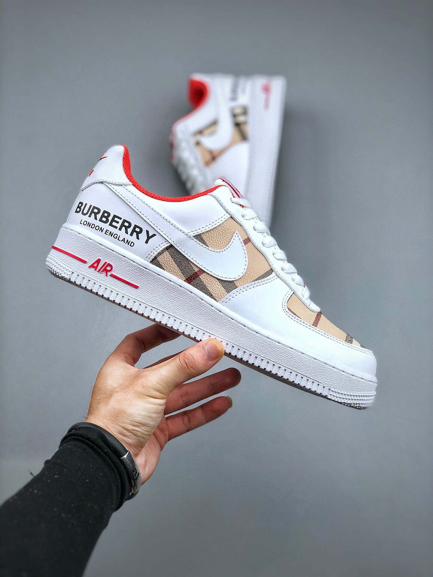 Nike Air Force Burberry